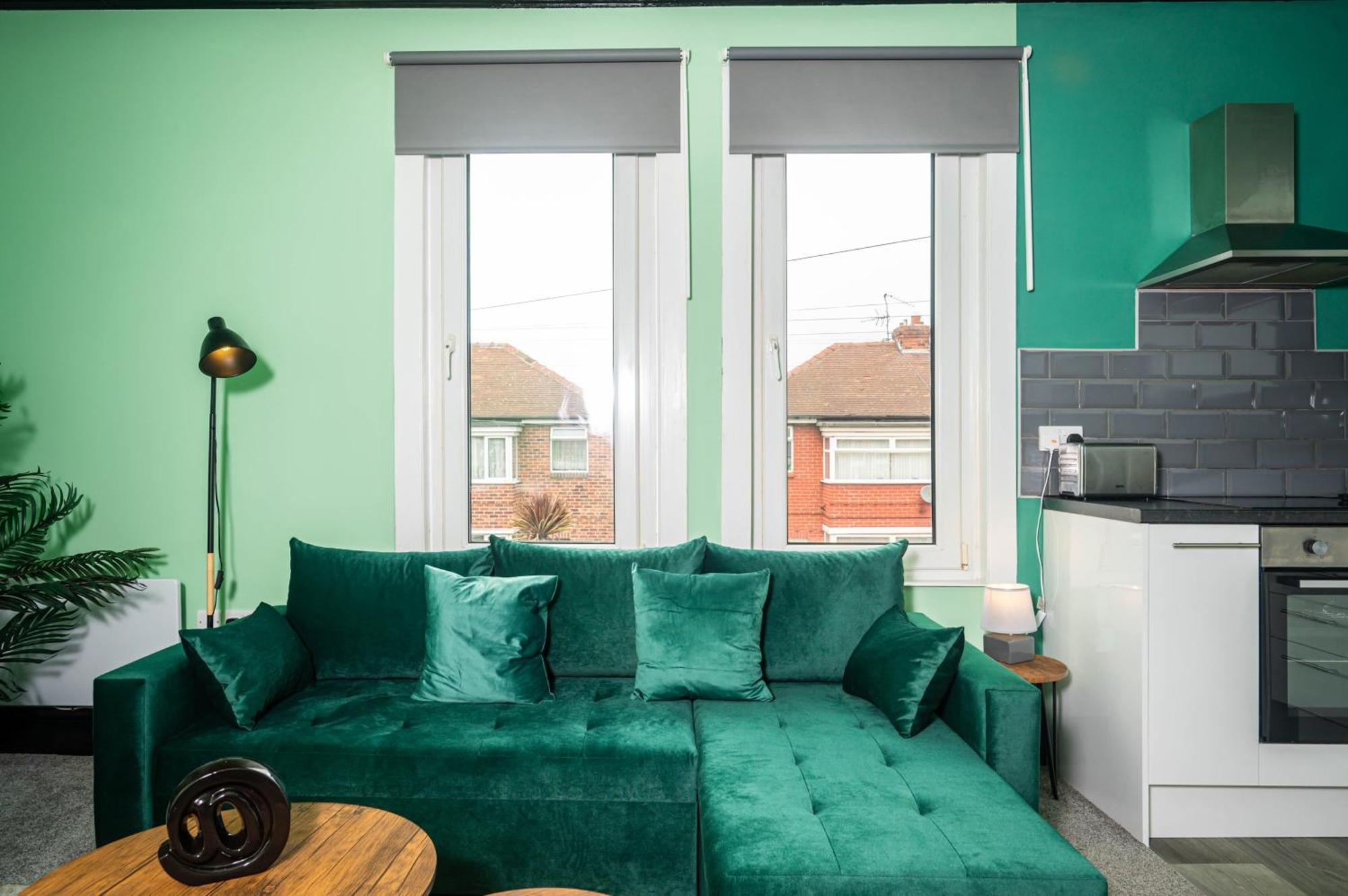 Social Media Adventure - 3 Bedroom - Centre - Doncaster Apartment Balby