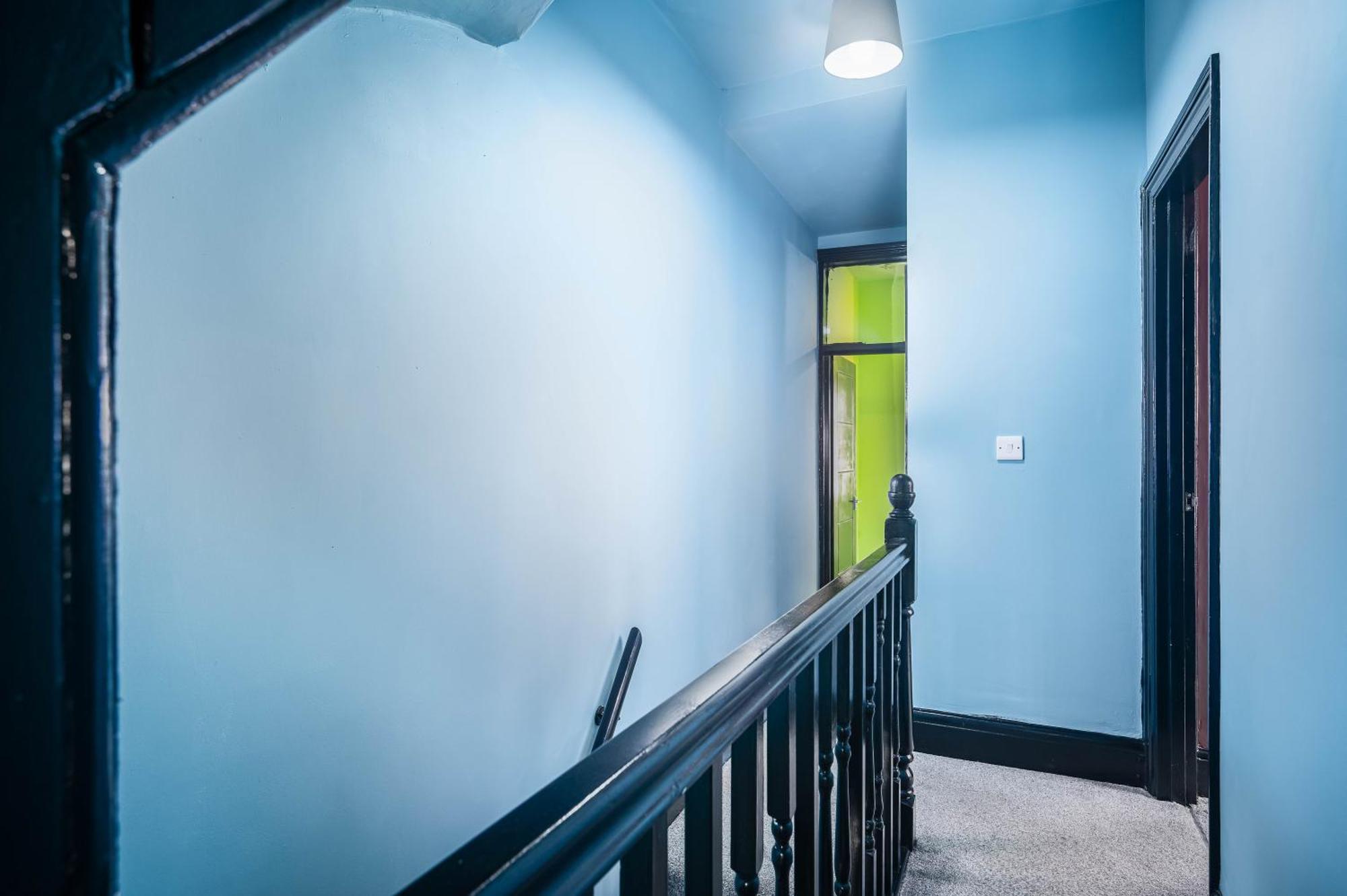 Apartment Social Media Adventure - 3 Bedroom - Centre - Doncaster *